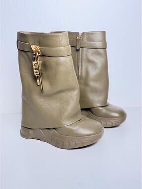 Givenchy Shark Jaw Lock Fold-Over Boots Khaki Green EU 38 Excellent
